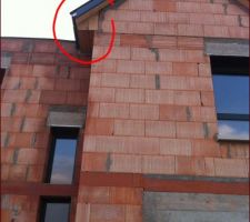 Le pignon de façade: avant...