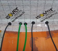 Les passages de cables pour le vario