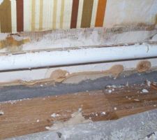 Bas des cloisons - Chambre 2