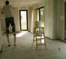 Isolation du rez de chauss&eacute;e. La technique des &eacute;chasses.