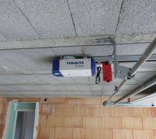 Moteur porte garage