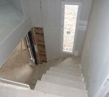 Escalier avec vide sur entree