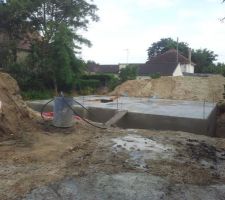 Enduit hydrofuge autour du sous-sol