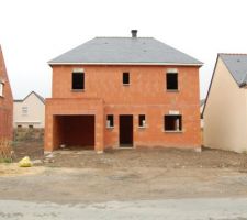 Maison avec la toiture