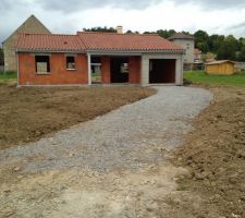 Remise en place des terres.
Ça commence a avoir de la gueule...