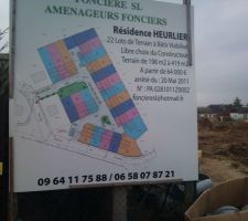 Panneau de la division du lotissement, notre lot est le 20.