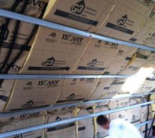 Une petite visite sur le chantier ou le plombier et électricien étaient en plein travail