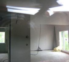 4e Jour : vue de l'entrée vers le salon