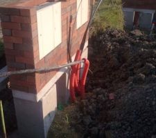 Muret technique proche de fin de construction.