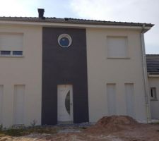 Ca y est façade términée