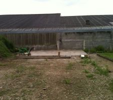 Dalle du futur abri de jardin