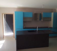 Peinture termin&eacute;e dans la cuisine