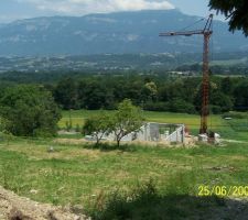 Vue de la maison juste avant la pose de la dalle.