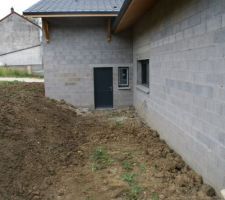 Porte buanderie - sur l'arrière de la maison