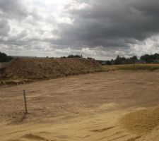 Talus sur le futur terrain