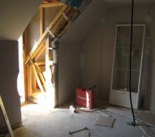 Isolation d'une chambre de l'étage en cours