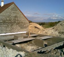 Arrivage poutrelles et Hourdis B&eacute;ton