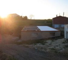 Petite erreur du maçon, il manque le trou pour l'escalier... les plans étaient à l'envers !