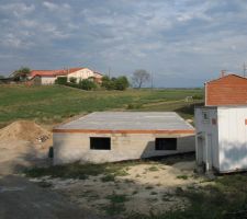 Et voil&agrave; un joli sous-sol... Ca va bient&ocirc;t &ecirc;tre &agrave; moi de bosser