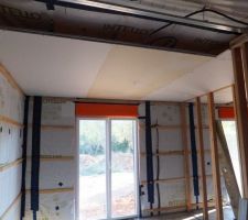 Mise en place du placo dans la chambre parentale