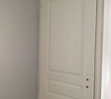 Porte sous couch&eacute;e