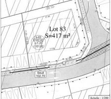 Plan de masse du Terrain. Avec entr&eacute;e au sud et t&eacute;rrase au nord