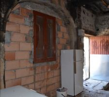 Photo de l'arche en molasse que nous conservons pour y intégrer une porte vitrée