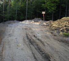 Après je ne sais même plus combien de camion de remblai, un résultat presque visible.