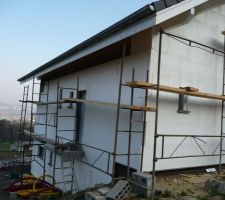 Isolation exterieur(j y ai trouver vraiment long,surtout pour coller et poncer tout le poly)