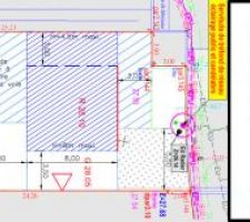 Plan du terrain (j'ai assombri tout autour pour le faire ressortir) avec les zones constructibles et leurs contraintes