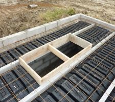 Coffrage pour la trappe d'acc&egrave;s au vide sanitaire