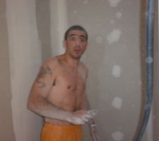 Ponçage de Bandes en Famille