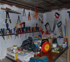 Petit atelier ( Etabli )