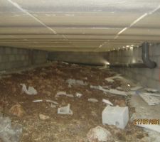 Vide sanitaire avant coulage de la dalle.