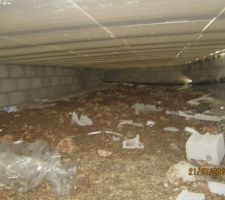 Vide sanitaire avant coulage de la dalle.