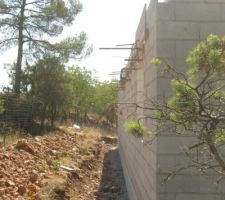 Coffrages et coulage des linteaux.