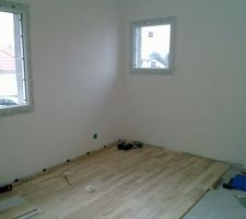 Chambre Est : pose du parquet