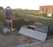 Terres végétales et premiers efforts. Merci papa