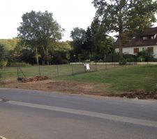 Le terrain est pret pour la viabilisation en eau et pret pour l'acc&egrave;s chantier ....