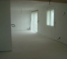 Vue de notre cuisine vers l'espace salle