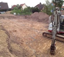 Changement de pelle d&eacute;but des fouilles de fondations