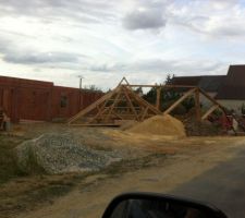 Livraison de la charpente, vivement la pose ...