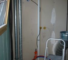 Gaine de VMC dans notre salle de bain