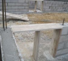 Coffrage bois avant mise en place poutrelles