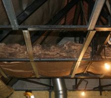 1 l&eacute; de pos&eacute;.