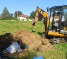 Mise en place du compteur d'eau 
Compter environ 1500 euros (SAUR)