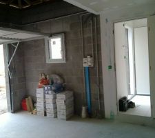 Disjoncteur principal installé dans le garage le 20 août par ERDF