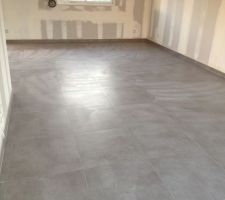 Carrelage RDC posé : urban de chez Desvres 60x60