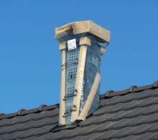 Cheminée Luminance de Poujoulat... Grrr elles est encore emballée...