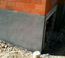 Imperm&eacute;abilisation ext&eacute;rieur des murs du sous-sol
